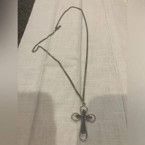 Women’s Cross Necklace - Picture 3 of 4